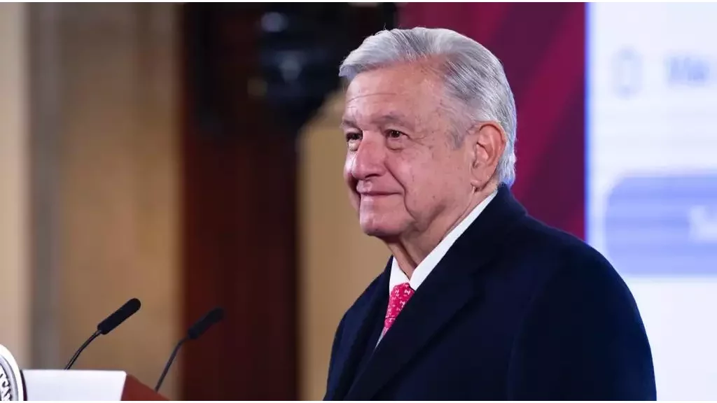López Obrador exhibe la persecución de Maru contra Javier Corral y quienes investigaron a Duarte